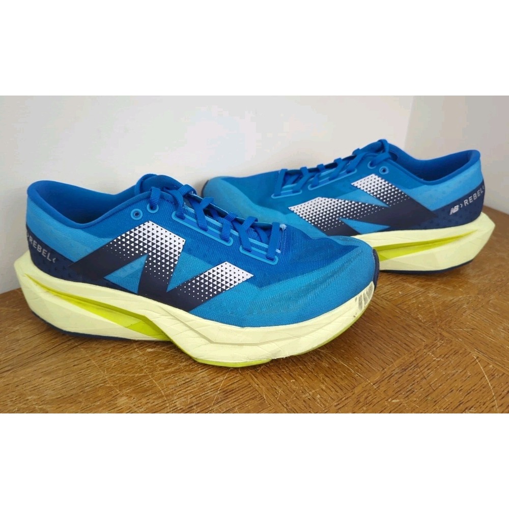 Size US 10- New Balance FuelCell Rebel v4 Spice‎ Blue Limelight - Very Good